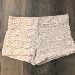 Eyelet shorts